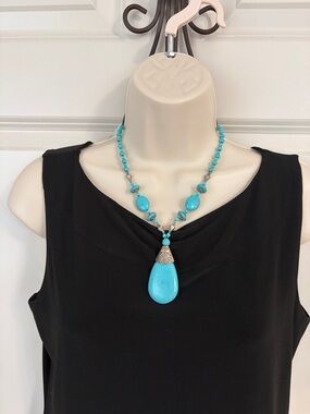 Turquoise Teardrop Pendant Necklace - Women Jewelry